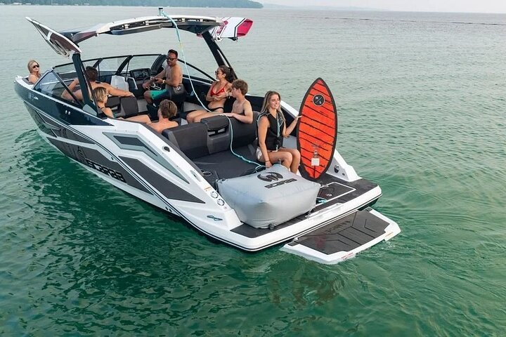 Jet Boat 4